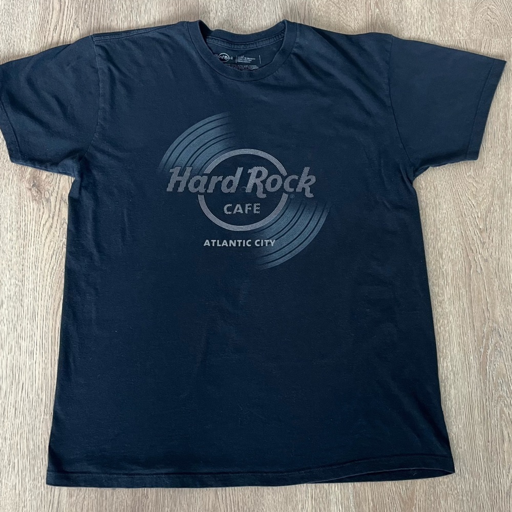 Hard Rock Cafe T Shirt Size L - Atlanta City